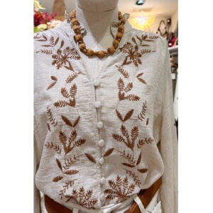 blusa bordada